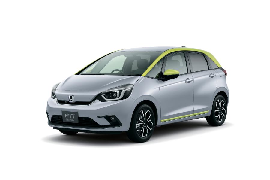  Honda Fit e:HEV Ness 2020 года  (JP) (фото 6 из 18)